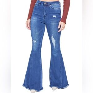 YMI gigi fit collection extreme flare bell bottom dark blue wash jeans size 7/28